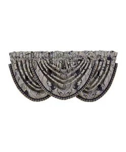 Brand new 🎁 J Queen New York Becco - Coverlet 20" Square Embellished Decorative Throw Pillow 🎉 -J Queen Shop Belk 1743