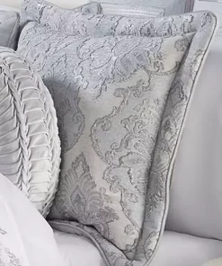 Brand new 🎉 J Queen New York Iceland Powder Blue 4 Piece Comforter Set 🤩 -J Queen Shop Belk 258