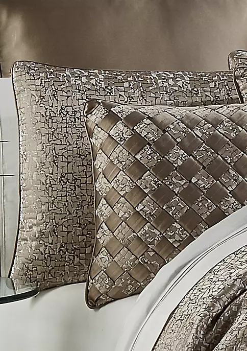 Brand new 😉 J Queen New York Cracked Ice Comforter Set ✨ 5 Brand new 😉 J Queen New York Cracked Ice Comforter Set ✨ - Image 3