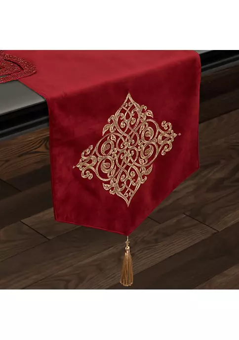 Brand new ❤️ J Queen New York Noelle - Table Runner ✨ 3 Brand new ❤️ J Queen New York Noelle - Table Runner ✨